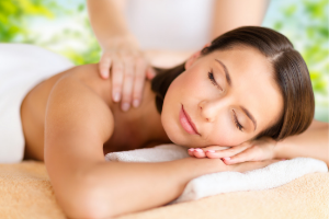 Belle soin esthétique naturel et bio massage Californien et laotien Décontractant et relaxant à Riom et Mozac